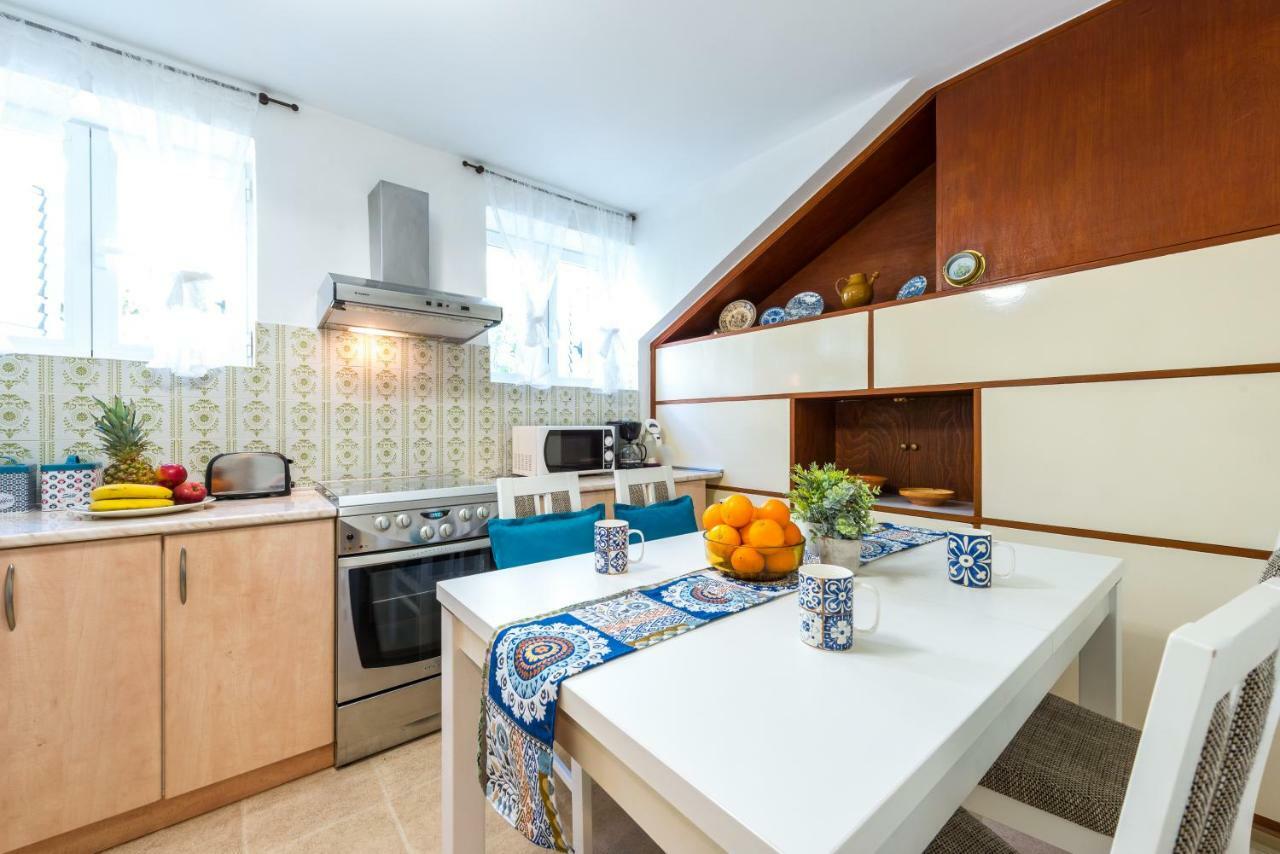 Two Palm Trees Apartment Дубровник Екстериор снимка
